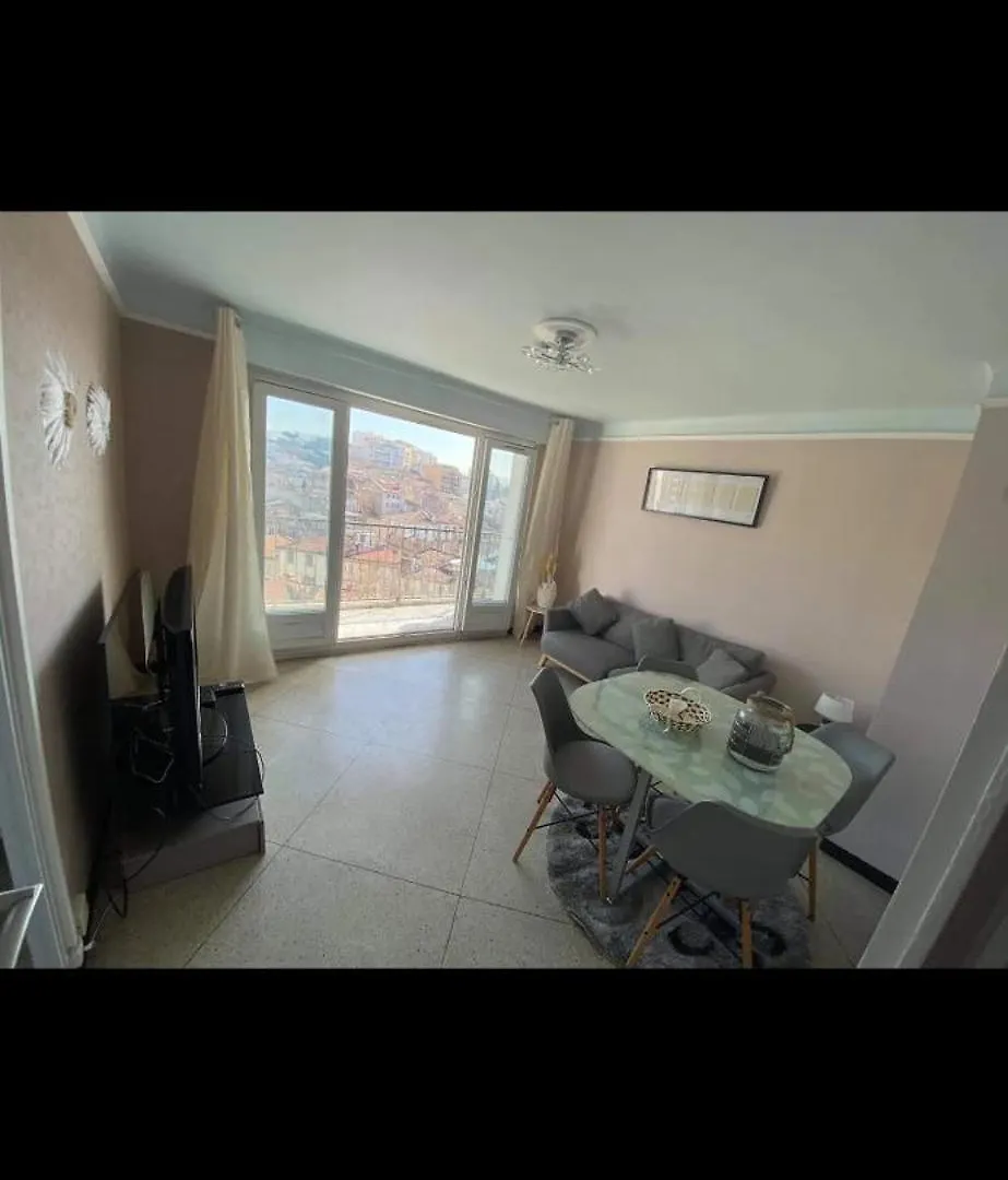 Appartement T3 A Deux Pas Du Metro Marseille